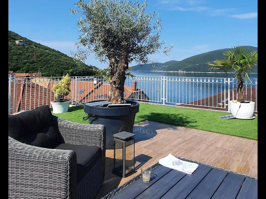 Villa Stella Rose Luštica Buitenkant foto